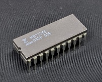 P-ROM MB7136E