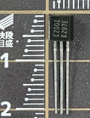 NPN¥¨¥Ô¥¿¥¥·¥¢¥ë·¿¥·¥ê¥³¥ó¥È¥é¥ó¥¸¥¹¥¿2SC2002(K)