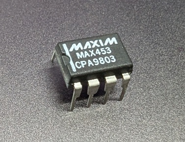 IC MAX453CPA