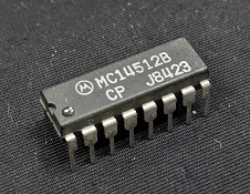 C-MOS MC14512BCPC-MOS MC14512BCP