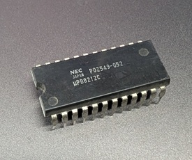 IC UPB8212C