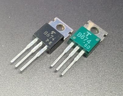ȥ󥸥 2SB674