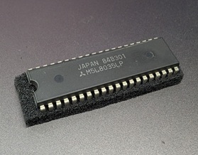 MCU M5L8035LP
