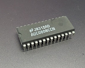 ADC ADC0808CCN
