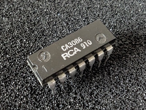 トランジスタアレイ CA3086