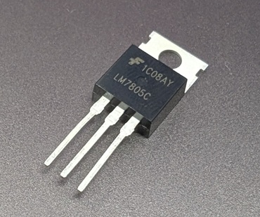 쥮졼 LM7805CT