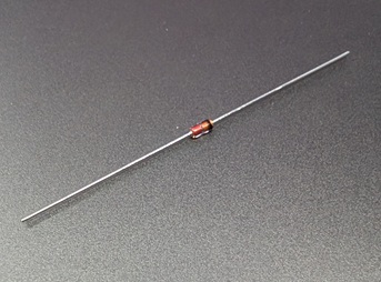  1S1555